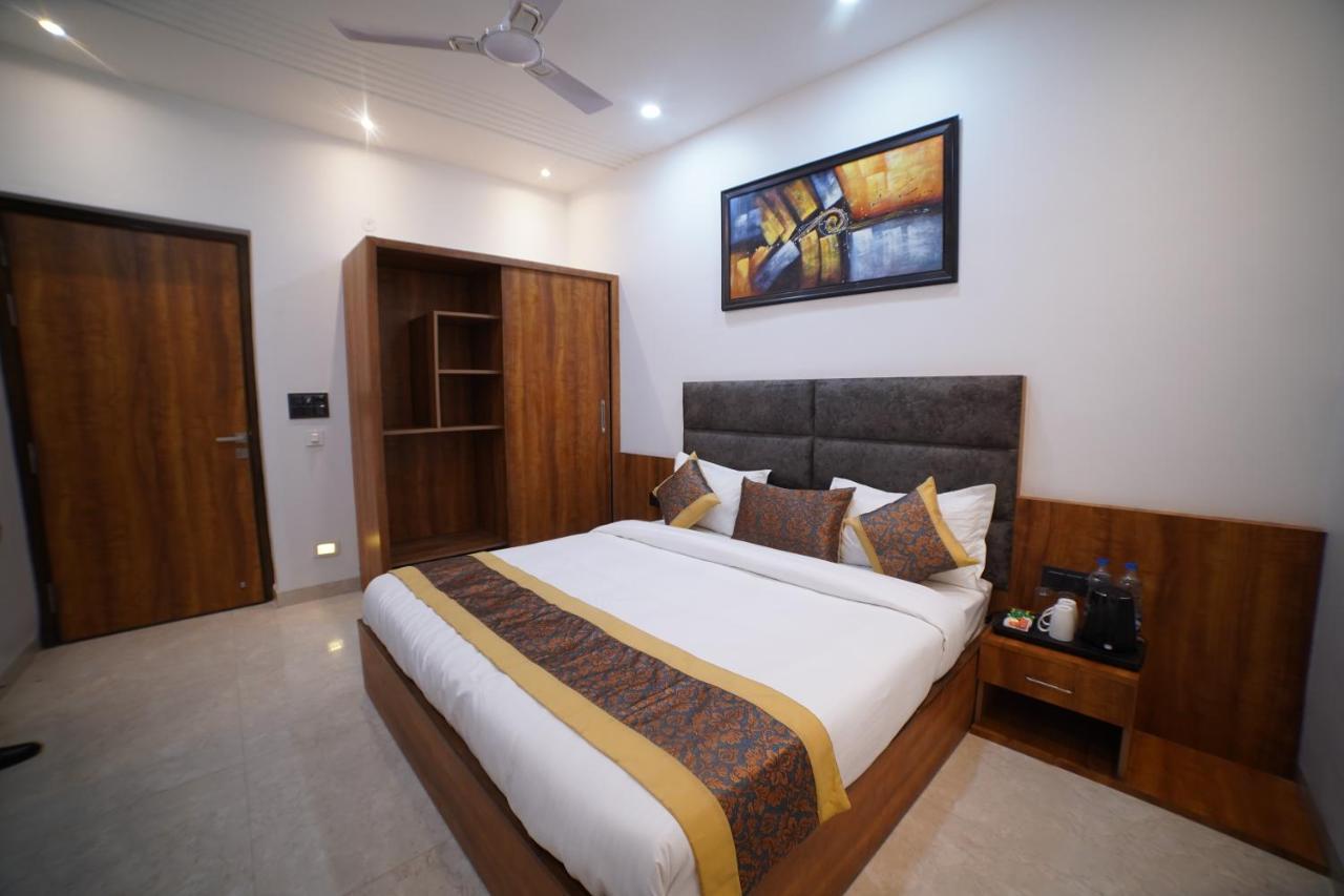 Hotel Elite - 5 Mins From Golden Temple Amritsar Exterior foto
