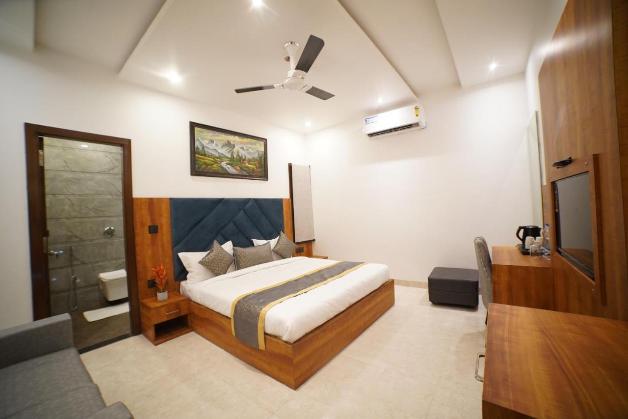 Hotel Elite - 5 Mins From Golden Temple Amritsar Exterior foto